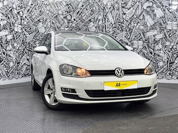 Used Volkswagen Golf 2015 for sale - 75619329: Photo