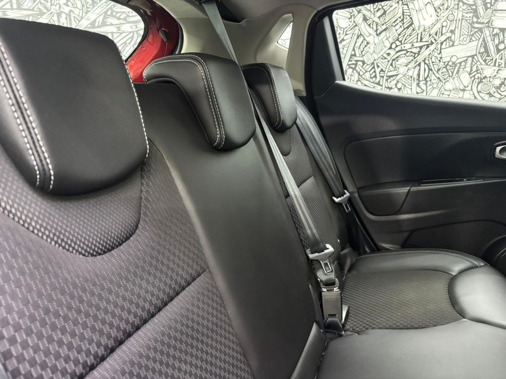 Used Renault Clio 2017 for sale - 77498429: Photo 17