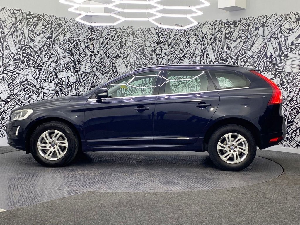 Used Volvo XC60 2017 for sale - 76098228: Photo 12