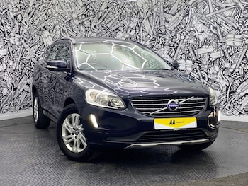 Used Volvo XC60 2017 for sale - 76098228: Photo 4