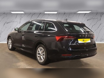 Used Skoda Octavia 2021 for sale - 76396108: Photo