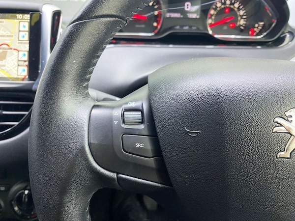 Used Peugeot 208 2014 for sale - 76279603: Photo 20
