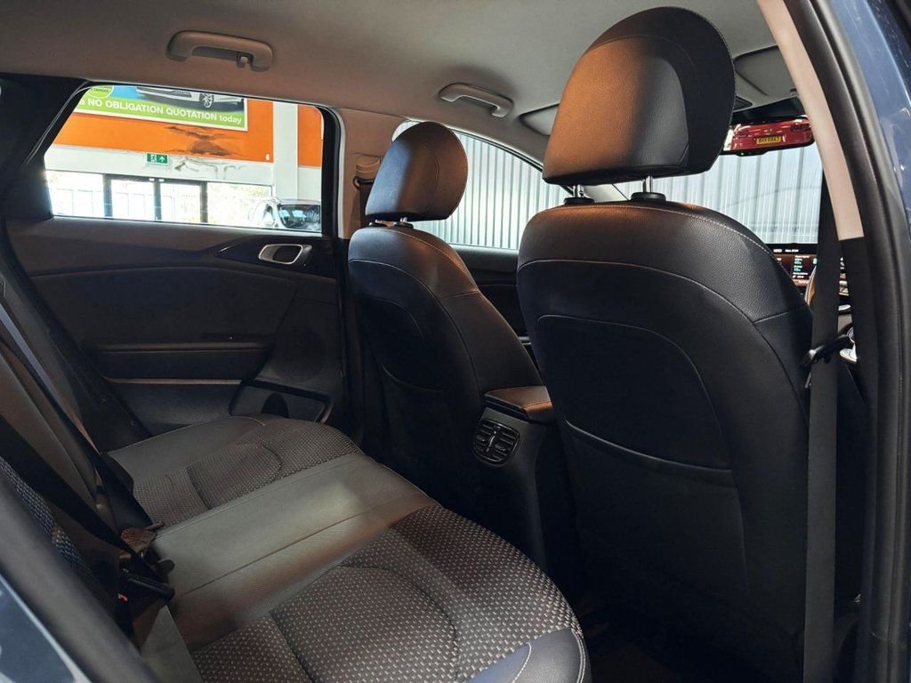 Used Kia Ceed 2021 for sale - 76303583: Photo 25