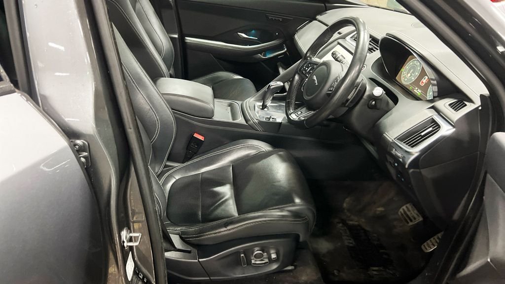 Used Jaguar E-Pace 2019 for sale - 77667250: Photo 12