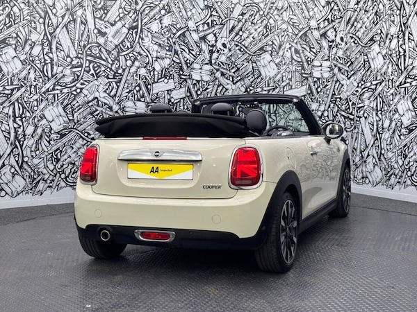 Used MINI Convertible 2020 for sale - 75666335: Photo 11