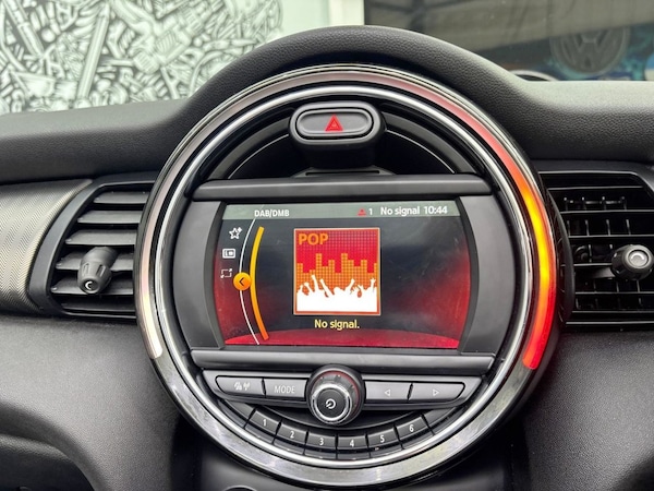 Used MINI Convertible 2020 for sale - 75666335: Photo 17