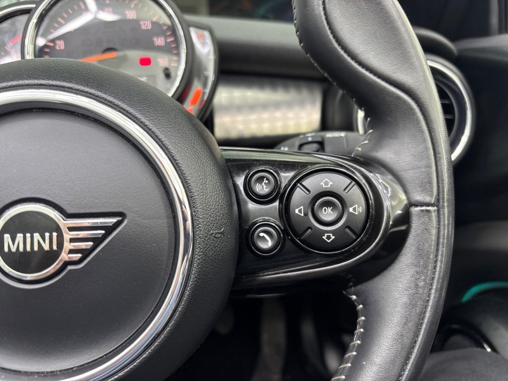 Used MINI Convertible 2020 for sale - 75666335: Photo 21