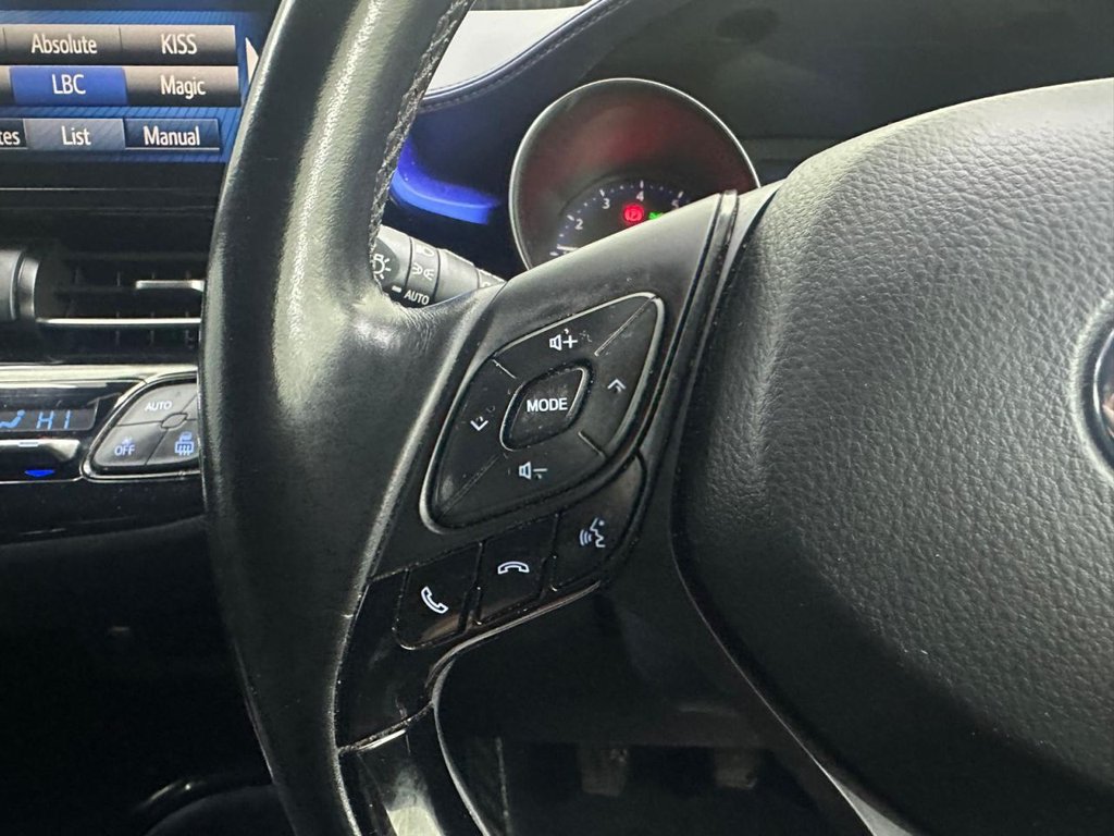Used Toyota C-HR 2017 for sale - 77384452: Photo 22
