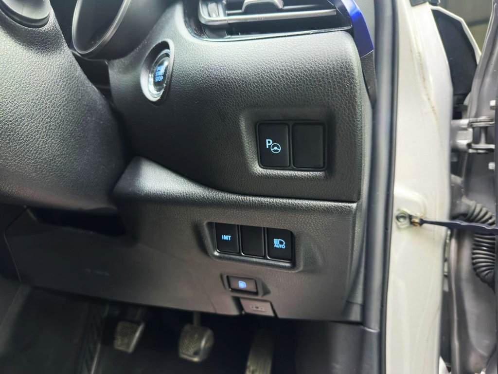 Used Toyota C-HR 2017 for sale - 77384452: Photo 25