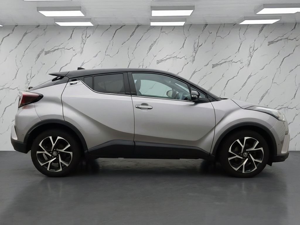 Used Toyota C-HR 2017 for sale - 77384452: Photo 6
