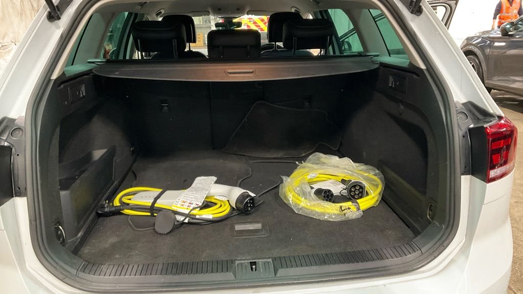 Used Volkswagen Passat 2022 for sale - 77642881: Photo 14