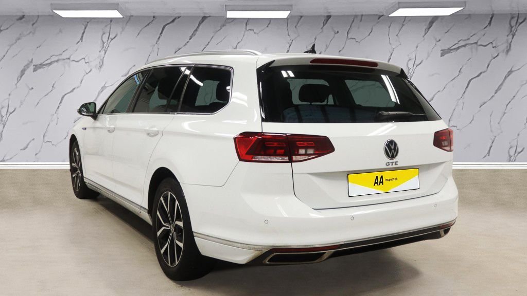 Used Volkswagen Passat 2022 for sale - 77642881: Photo 5