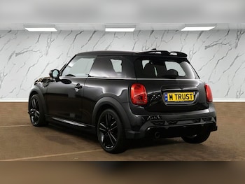 Used MINI Hatch 2022 for sale - 78658237: Photo