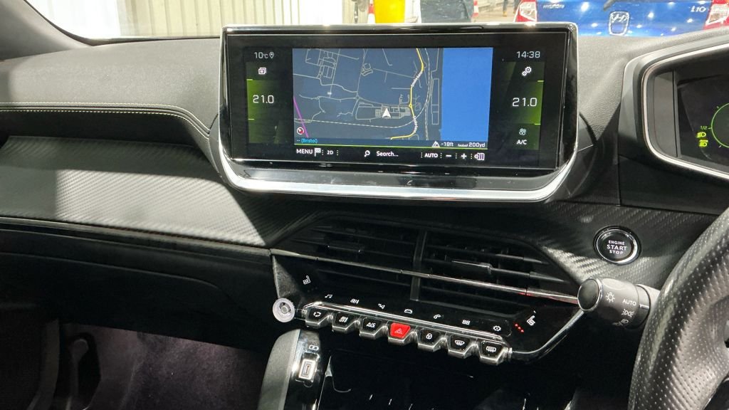 Used Peugeot 2008 2020 for sale - 77341648: Photo 11