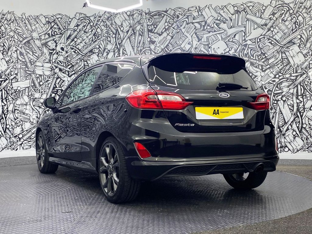 Used Ford Fiesta 2018 for sale - 77171717: Photo 9