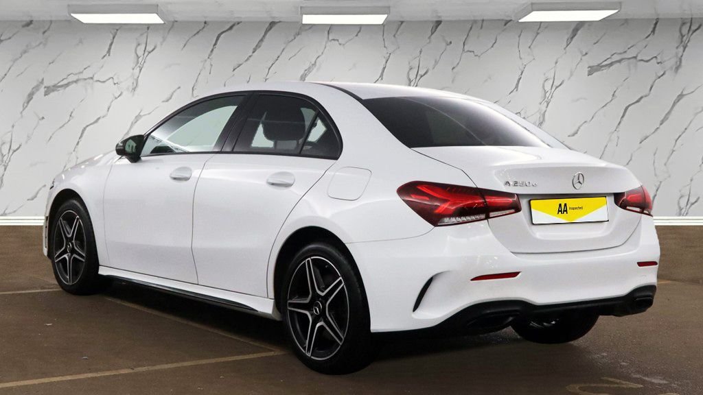 Used Mercedes-Benz A-Class 2021 for sale - 76724853: Photo 3