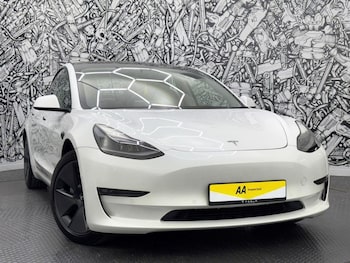 Used Tesla Model 3 2021 for sale - 75068210: Photo