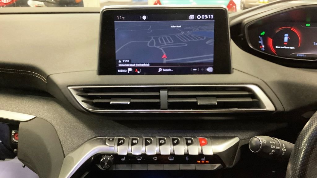 Used Peugeot 3008 2019 for sale - 77608990: Photo 11