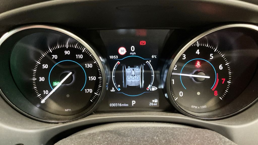 Used Jaguar XE 2018 for sale - 77534663: Photo 12