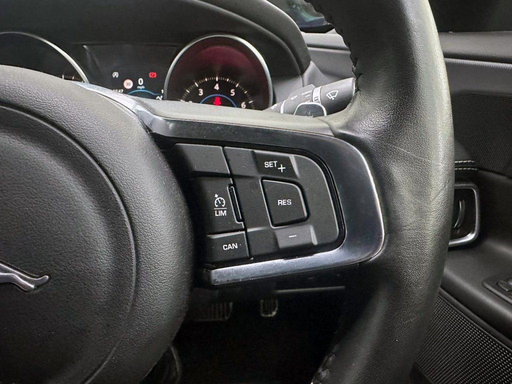 Used Jaguar XE 2018 for sale - 77534663: Photo 29