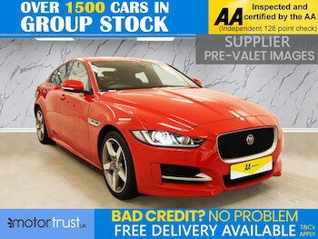 Used Jaguar XE 2018 for sale - 77534663: Photo