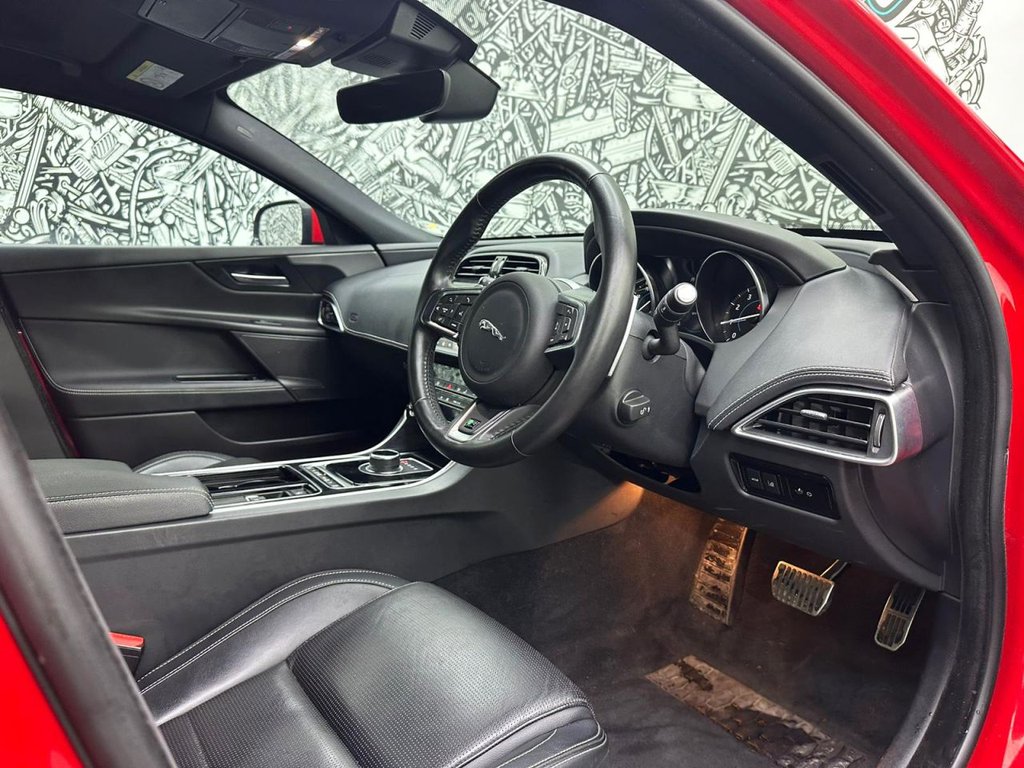 Used Jaguar XE 2018 for sale - 77534663: Photo 30