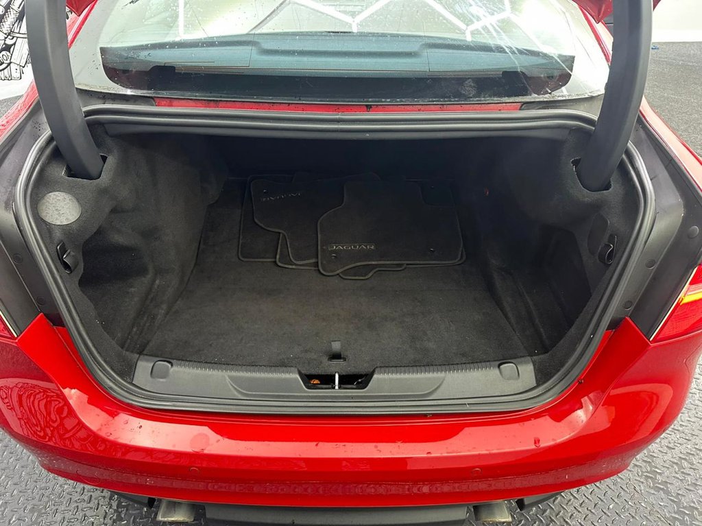 Used Jaguar XE 2018 for sale - 77534663: Photo 34