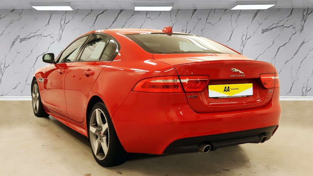 Used Jaguar XE 2018 for sale - 77534663: Photo 6