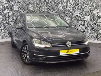 Used Volkswagen Golf 2018 for sale - 75111320: Photo