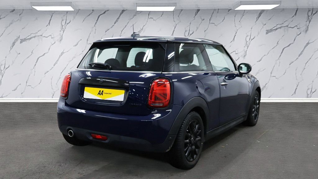 Used MINI Hatch 2019 for sale - 77140176: Photo 4