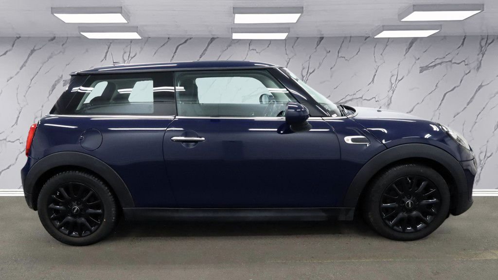 Used MINI Hatch 2019 for sale - 77140176: Photo 5