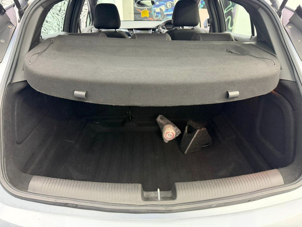 Used Vauxhall Astra 2017 for sale - 77059609: Photo 24