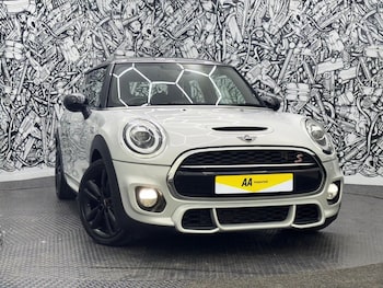 Used MINI Hatch 2019 for sale - 75383549: Photo