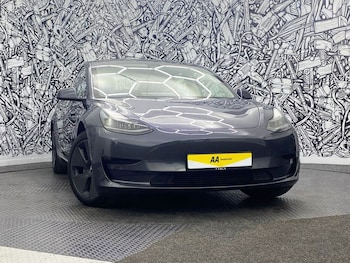 Used Tesla Model 3 2021 for sale - 78256519: Photo