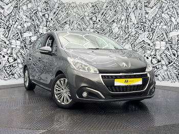 Used Peugeot 208 2018 for sale - 78863237: Photo
