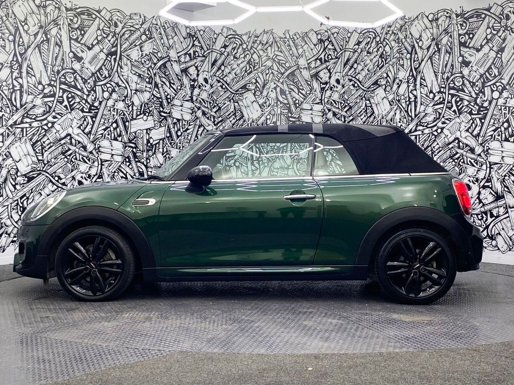 Used MINI Convertible 2018 for sale - 76376336: Photo 12