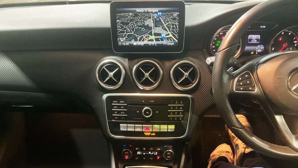 Used Mercedes-Benz A-Class 2018 for sale - 77608888: Photo 11