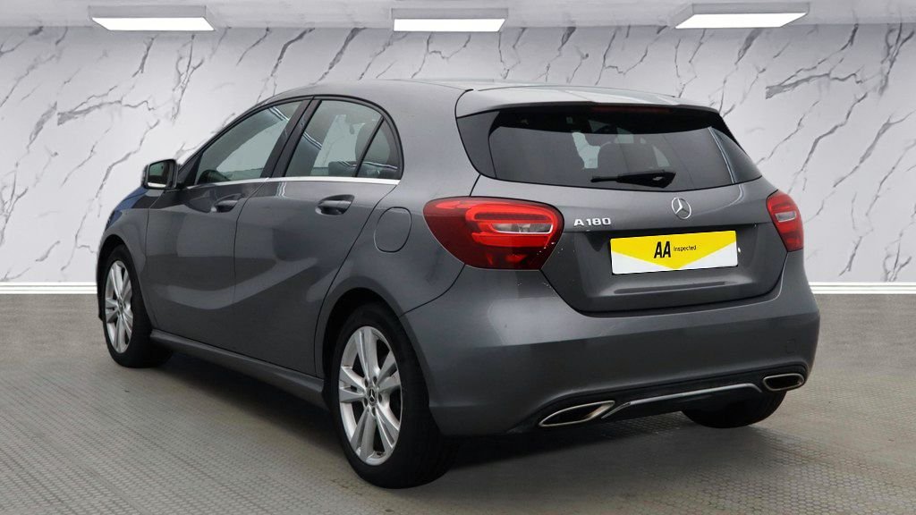 Used Mercedes-Benz A-Class 2018 for sale - 77608888: Photo 6