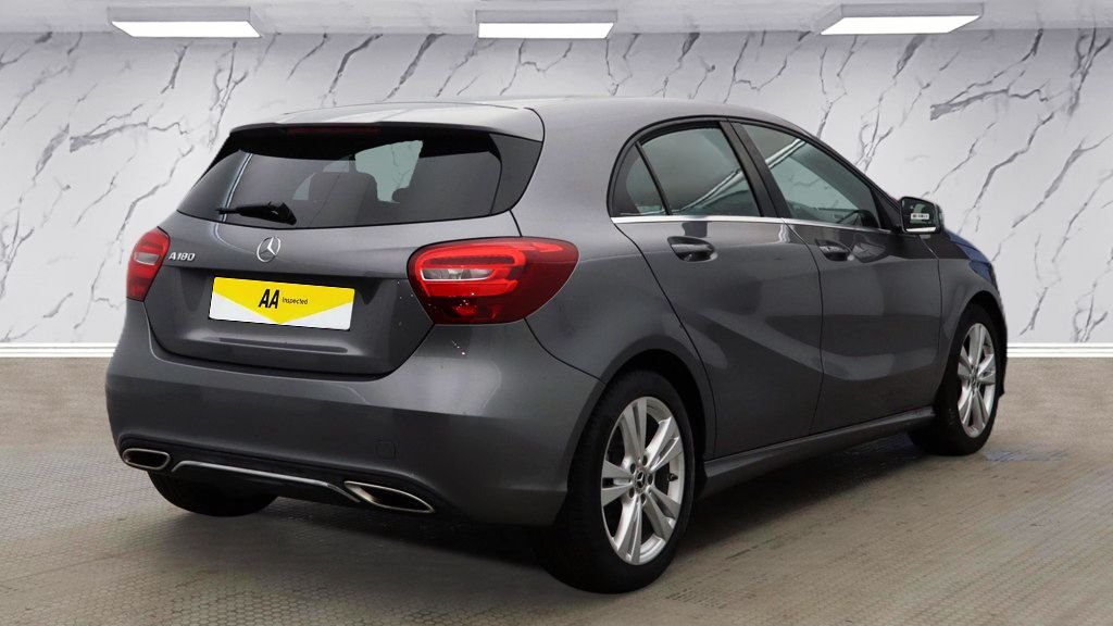 Used Mercedes-Benz A-Class 2018 for sale - 77608888: Photo 7