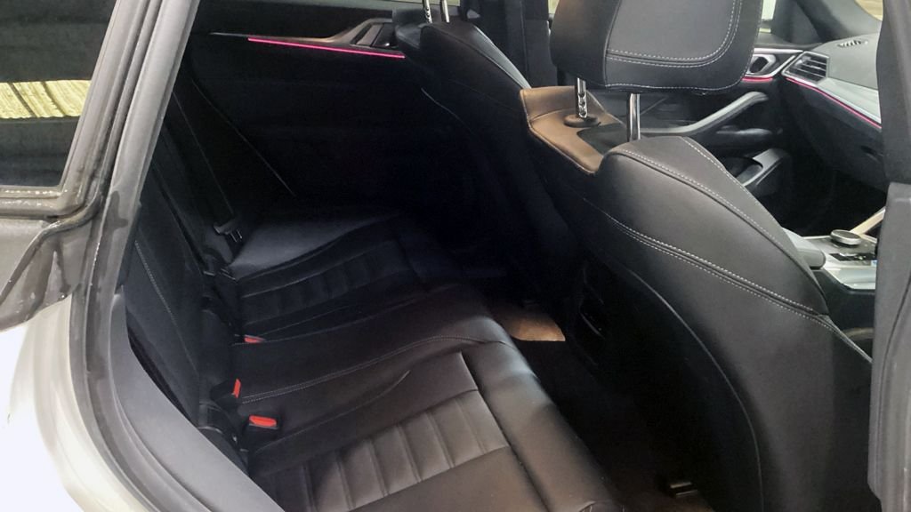 Used BMW i4 2022 for sale - 76367582: Photo 11