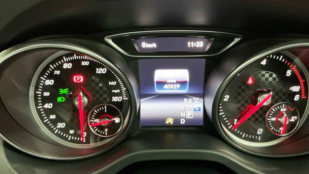 Used Mercedes-Benz A-Class 2018 for sale - 77642742: Photo 11