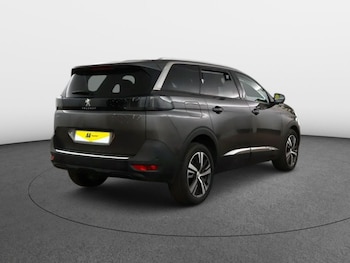 Used Peugeot 5008 2021 for sale - 75487556: Photo