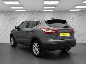 Used Nissan Qashqai 2015 for sale - 77287543: Photo