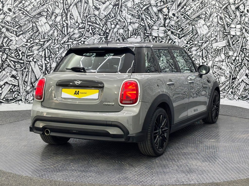 Used MINI Hatch 2022 for sale - 76202580: Photo 9