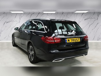 Used Mercedes-Benz C Class 2019 for sale - 78645399: Photo