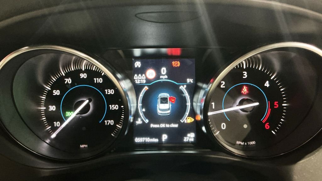 Used Jaguar F-Pace 2019 for sale - 77655377: Photo 11