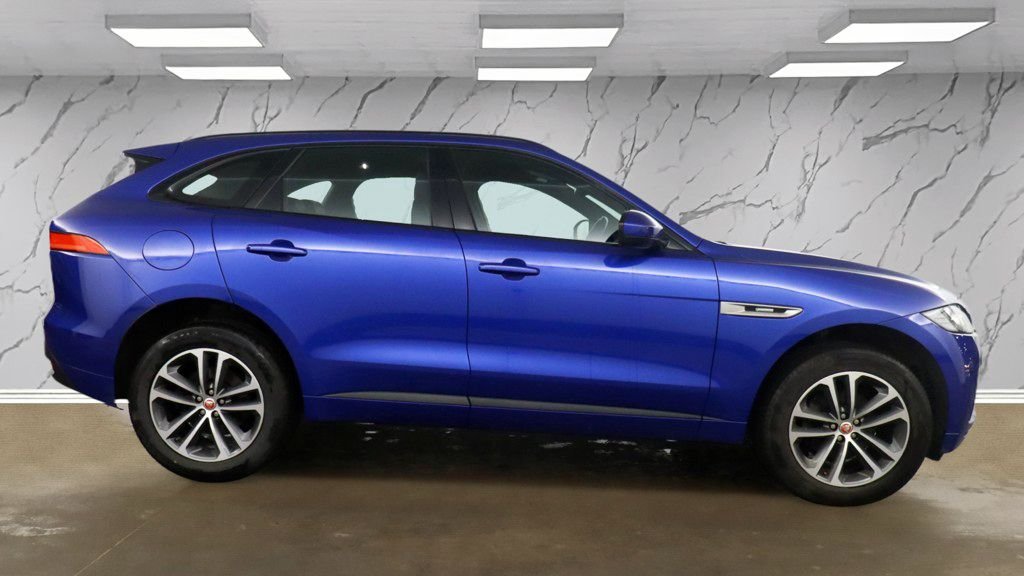 Used Jaguar F-Pace 2019 for sale - 77655377: Photo 7