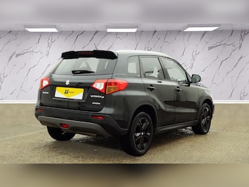 Used Suzuki Vitara 2016 for sale - 77161651: Photo