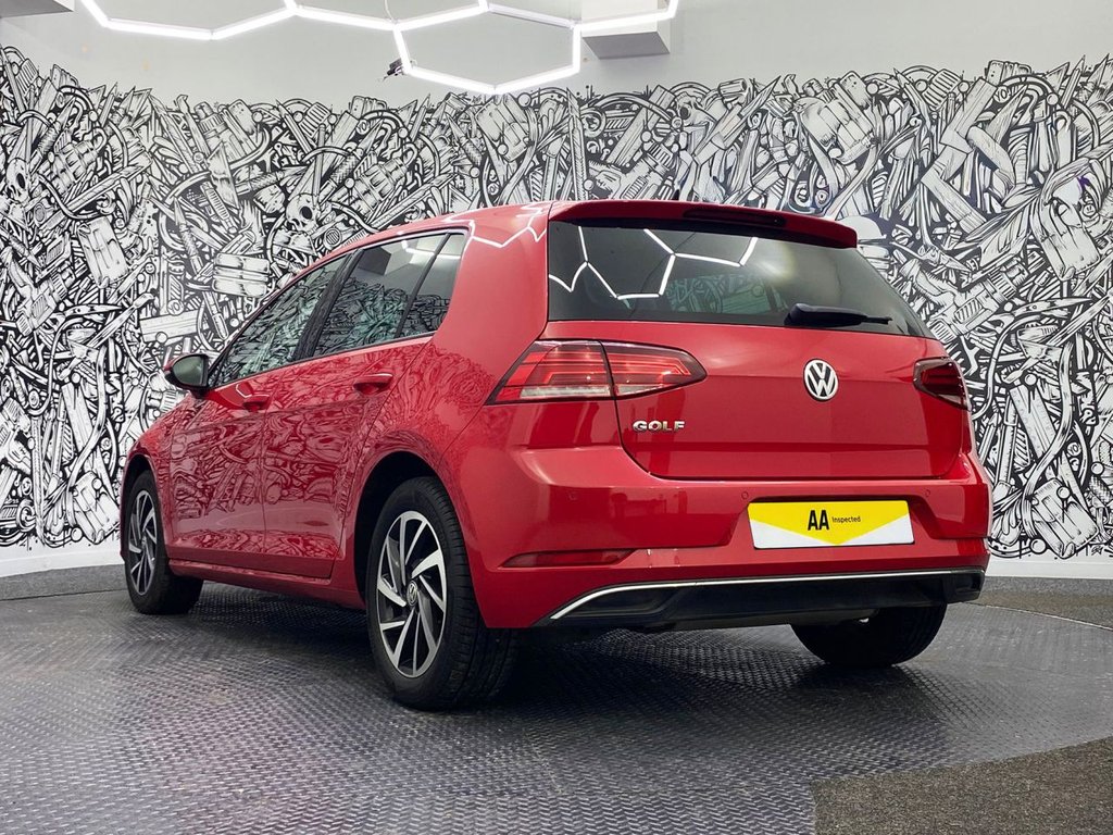 Used Volkswagen Golf 2020 for sale - 76985740: Photo 10