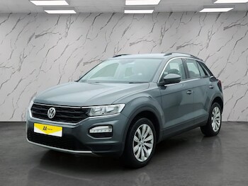Used Volkswagen T-Roc 2020 for sale - 77384339: Photo